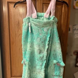 New Justice bathrobe.